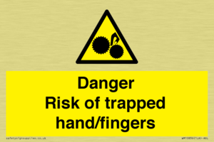 Danger Risk of trapped hand/fingers